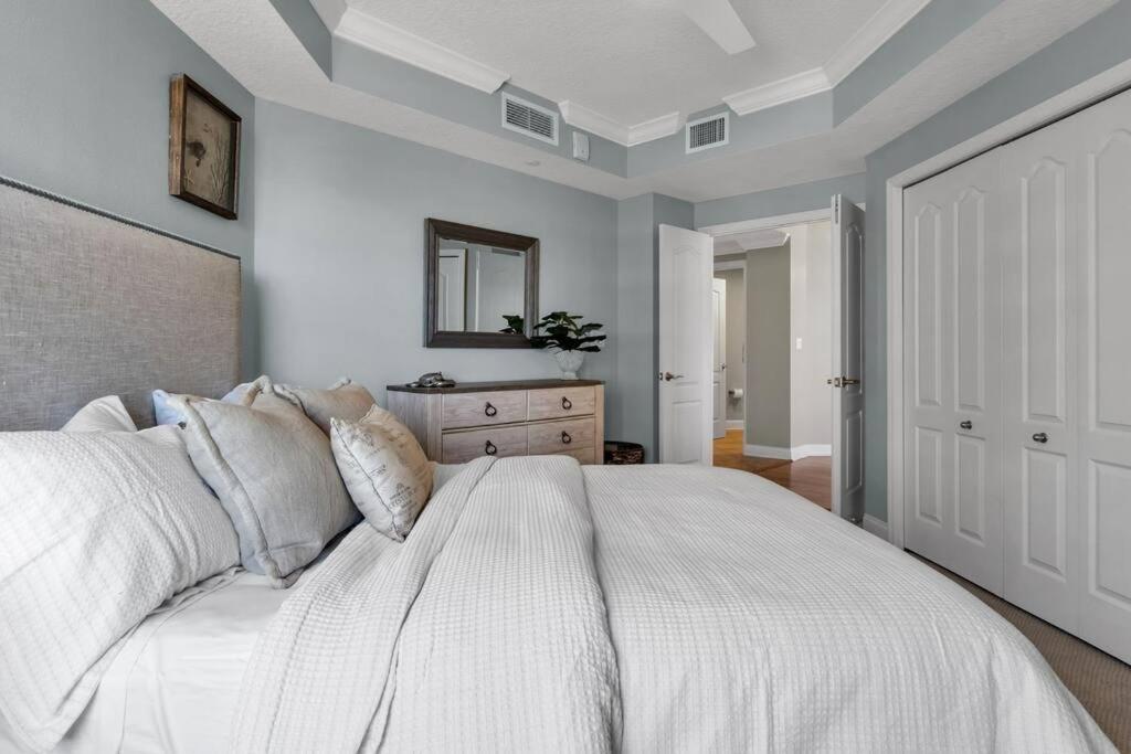 Coastal Elegance: Your Clearwater Beach Escape Eksteriør billede